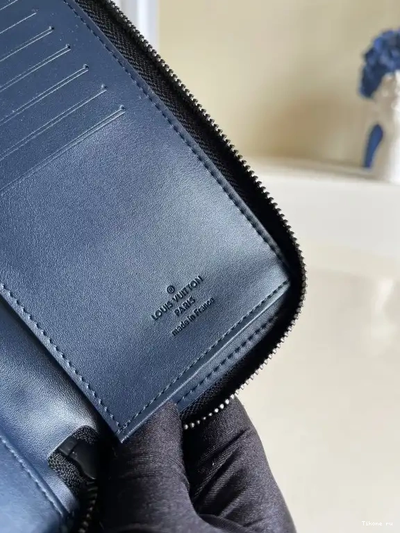 Affordable LOUIS VUITTON WALLET ZIPPY 0616